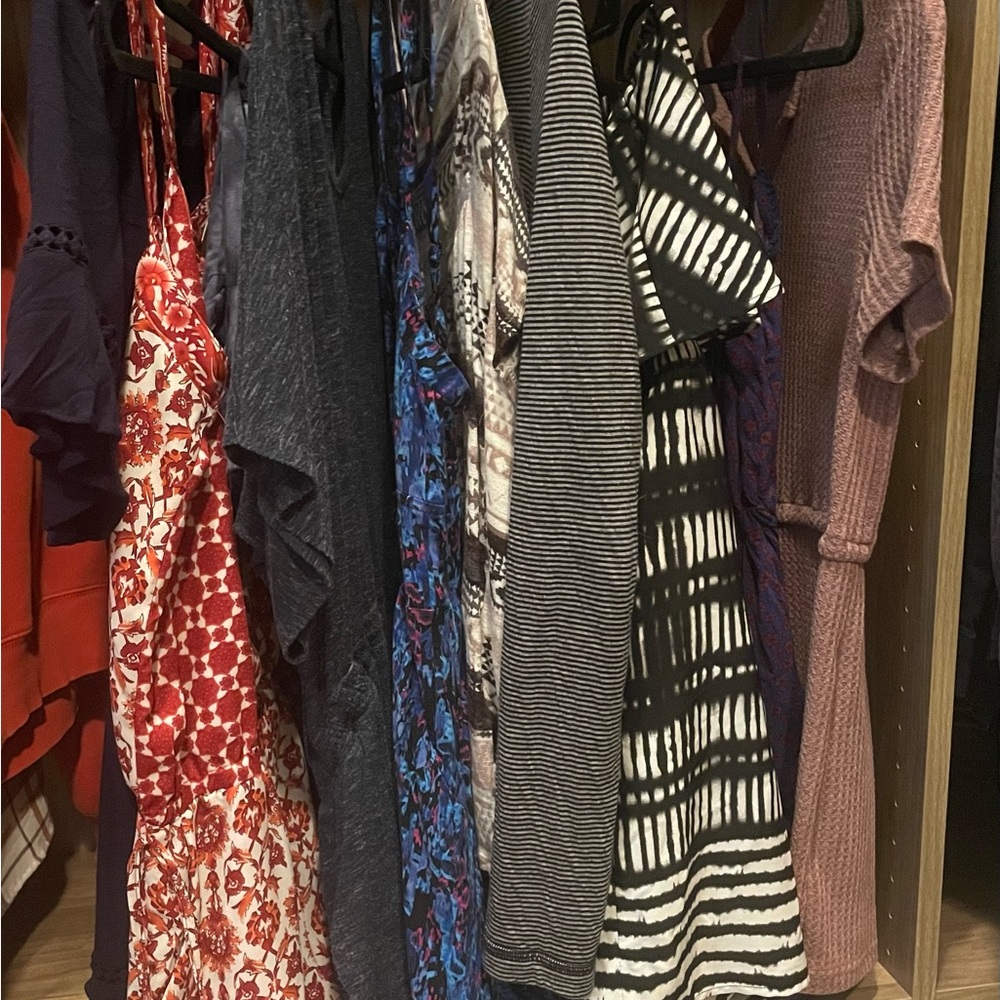👗 Medium Rompers & Dresses Bundle – Great Brands!